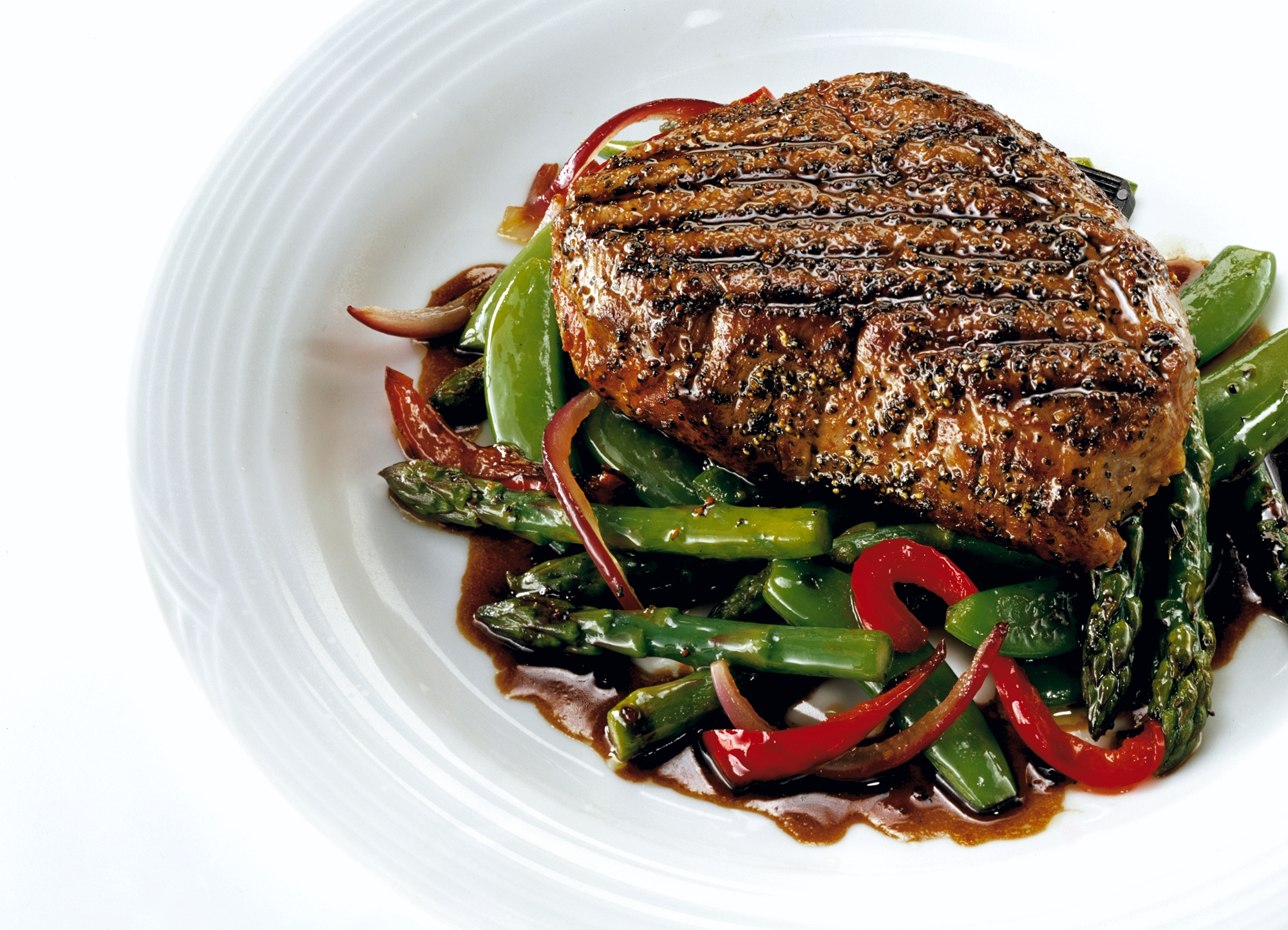 Steak with grilled vegetables